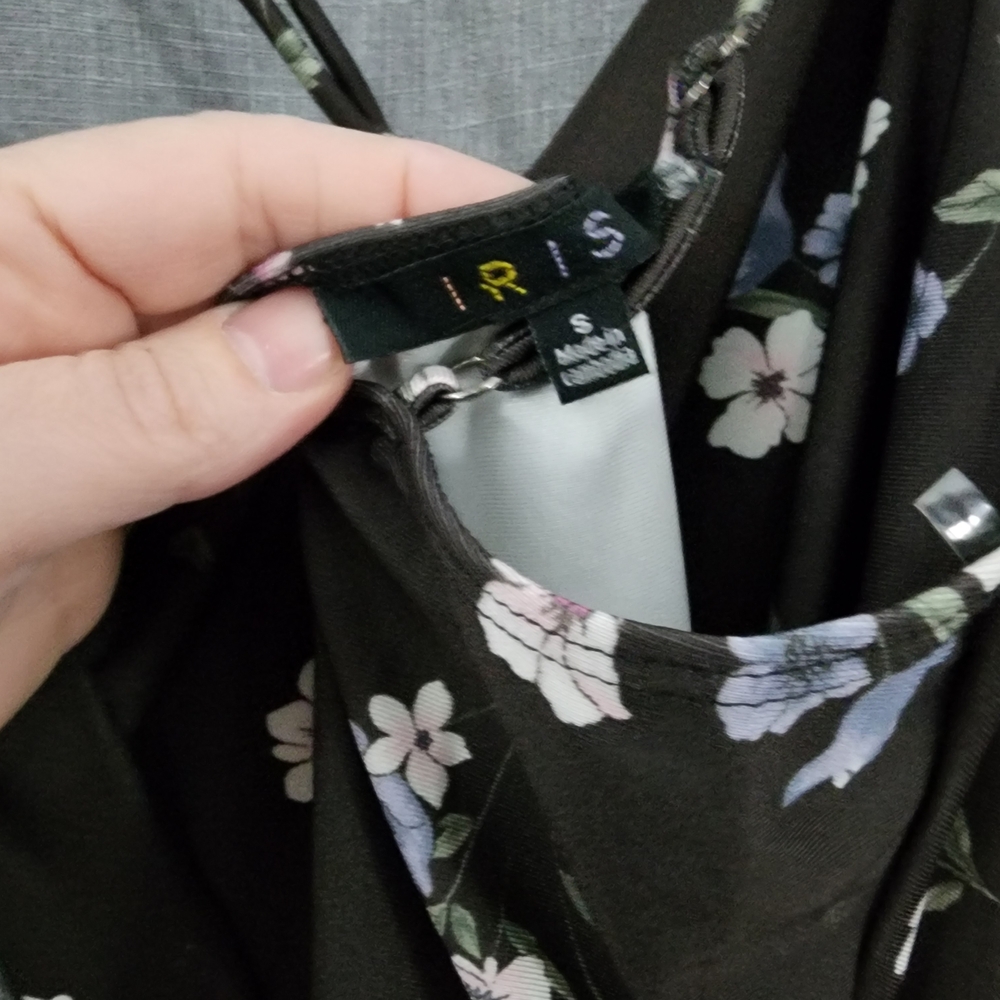 Iris Black Floral Midi Dress - Picture 4 of 5